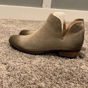 Crevo Taupe Heeled Boots